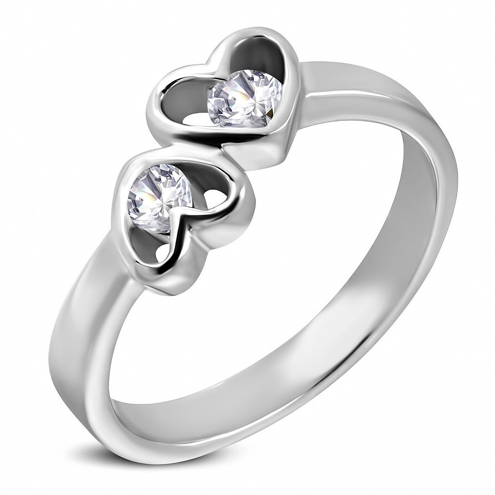 Ocelový prsten stříbrné barvy, dvě srdce s čirými zirkony - Velikost: 59