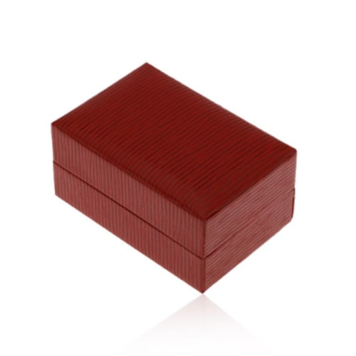 Dárková krabička na prsten nebo náušnice, tmavě červená barva, rýhy