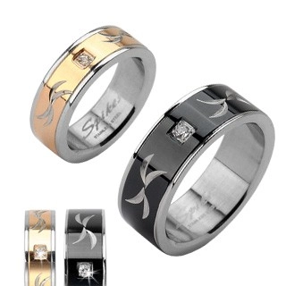 Ocelový prsten - gravírovaný snubní prsten se zirkonem - Velikost: 60