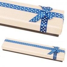 Béžovo-hnědá krabička na náramek s modrou stuhou