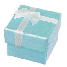 Dárková krabička - perleťově modrý povrch se stuhou