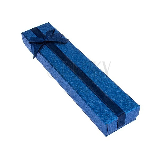 Modrá krabička na náramek se čtverečkovým vzorem, mašle