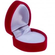 Sametová krabička na prsten, malé tmavo-červené srdce