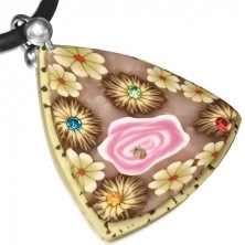 Béžovo-hnědý FIMO náhrdelník, trojúhelník s květy a kamínky
