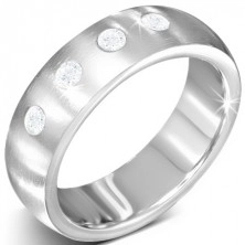 Stříbrný prsten z chirurgické oceli, pás čirých zirkonů