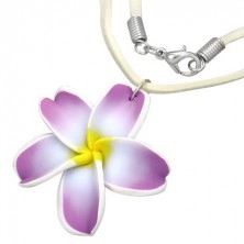FIMO náhrdelník - fialovo-bílý květ plumérie, béžová kožená šňůrka