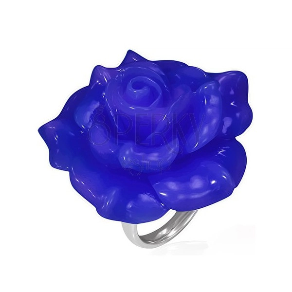 Lesklý ocelový prsten - modrá růže z pryskyřice