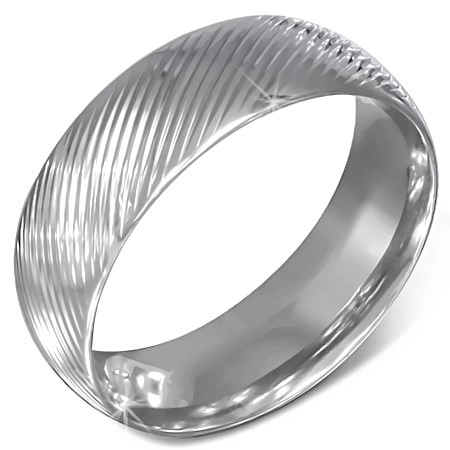 Ocelový prstýnek stříbrné barvy se šikmými zářezy  - Velikost: 65