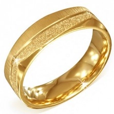 Hranatý zlatý ocelový prsten - pískovaný a saténový pás