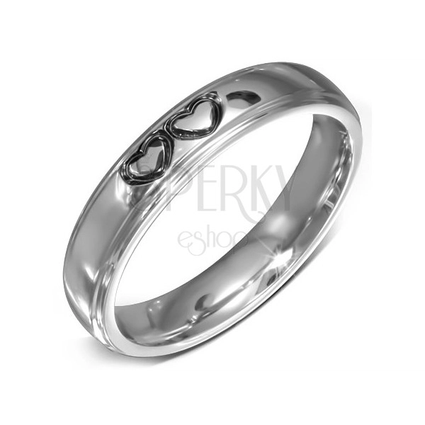 Lesklý ocelový prsten - hladká obroučka se dvěma spojenými srdci