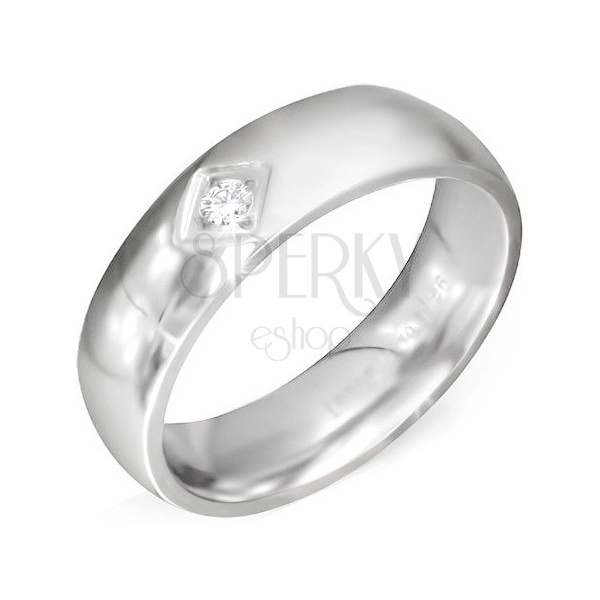 Lesklý stříbrný ocelový prsten se čtvercovým zářezem a čirým zirkonem