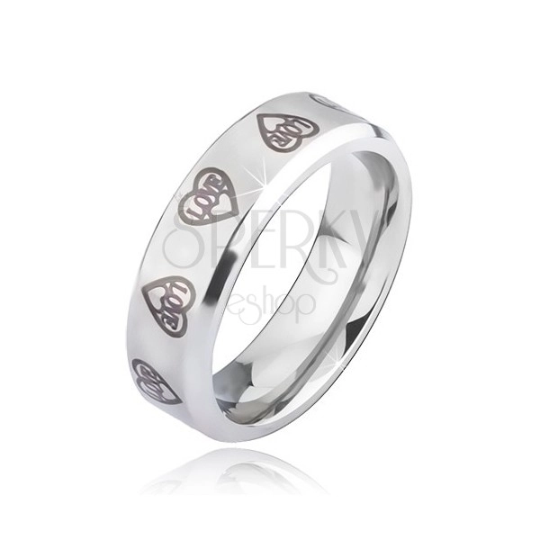 Stříbrný ocelový prsten - šedivé obrysy srdcí s nápisem Love
