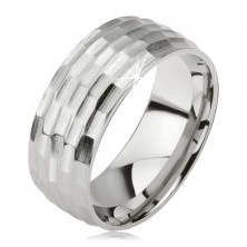 Matný prsten z chirurgické oceli - stříbrný, vyhloubený vzor malých oválů