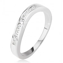 Stříbrný prsten 925 - mírně zvlněný, drobné čtvercové zirkony