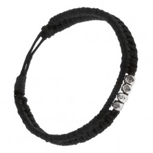 Pletený náramek z černých šňůrek, broušené kostky s kytkami