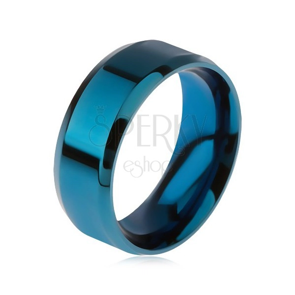 Lesklý ocelový prsten modré barvy, zkosené okraje