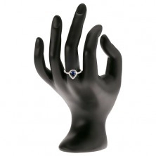 Prsten - tmavě modrý slzičkovitý kámen, čiré zirkony, stříbro 925