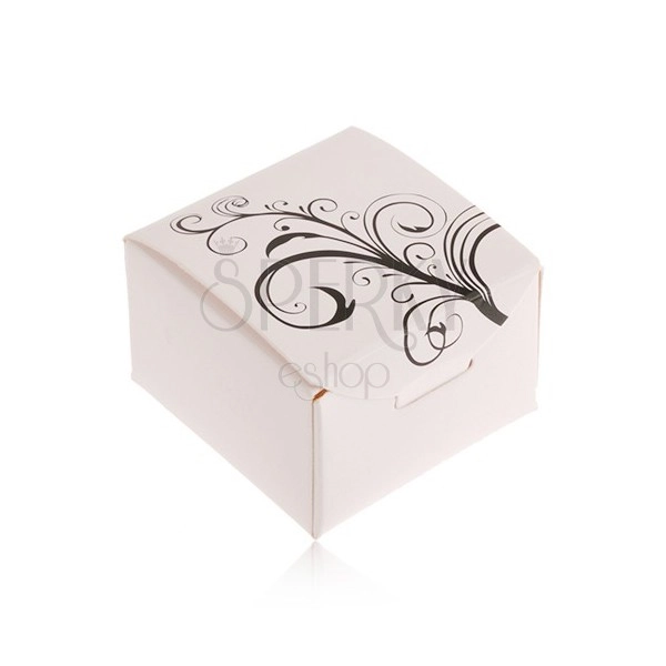 Bílá papírová krabička na prsten, ornament ve tvaru zatočených listů