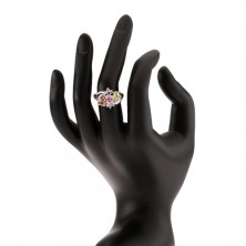 Prsten - tři barevné kamínky, rozdvojená ramena, oblouky, čiré zirkony