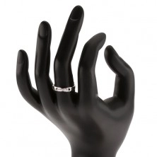 Prsten ze stříbra 925, ozdobná část - linie čirých zirkonů, dva výřezy