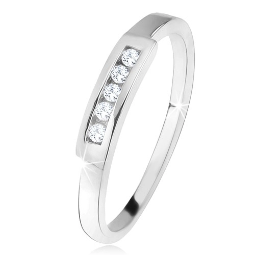 Lesklý prsten s linií čirých zirkonů, broušený pásek, ze stříbra 925 - Velikost: 50