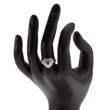 Prsten s červeným zirkonovým srdíčkem, čiré zirkony - obrysy srdcí, stříbro 925