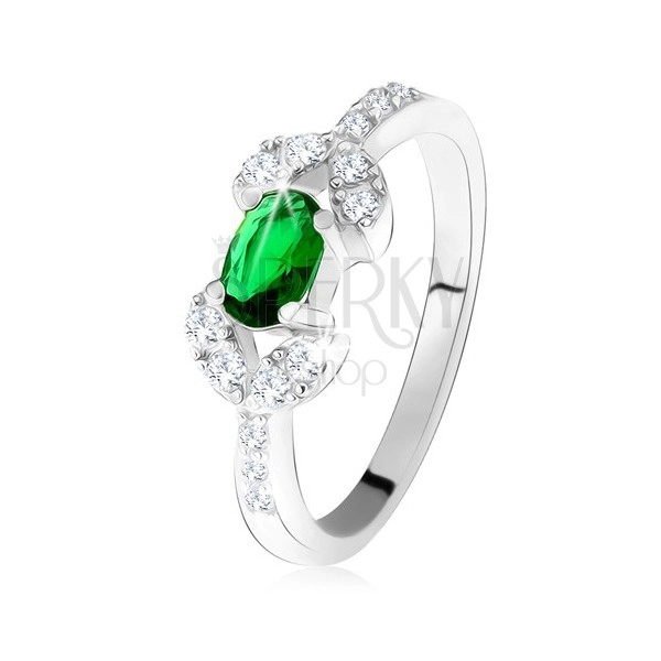 Stříbrný prsten 925, tmavě zelený oválný kámen, dvě zrnka z čirých zirkonů