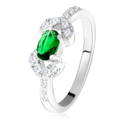 Stříbrný prsten 925, tmavě zelený oválný kámen, dvě zrnka z čirých zirkonů - Velikost: 53