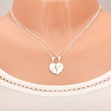 Stříbrný náhrdelník 925, rozpůlené srdce s nápisem "MOTHER DAUGHTER"