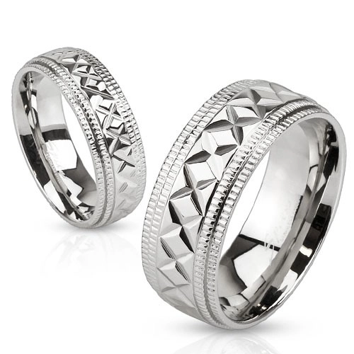 Lesklý ocelový prsten stříbrné barvy, vroubky a geometrické zářezy, 8 mm - Velikost: 59