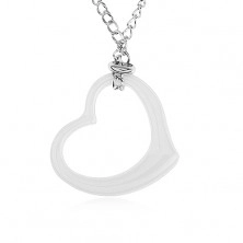 Ocelový náhrdelník stříbrné barvy, obrys bílého keramického srdce