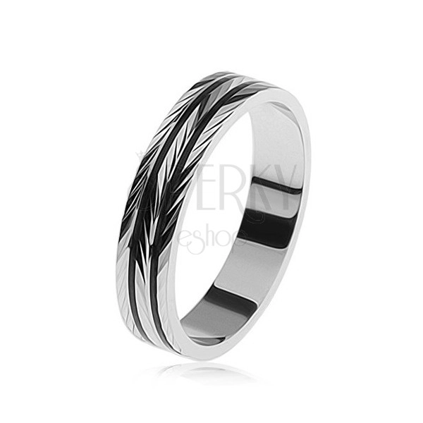 Stříbrný prsten 925, gravírované šikmé zářezy, černé pásky po obvodu