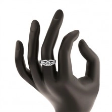 Blyštivý prsten - stříbro 925, velký kulatý zirkon, tři pruhy čirých kamínků