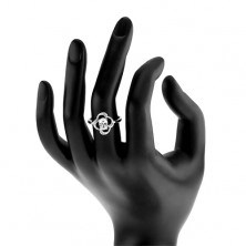 Prsten ze stříbra 925, blyštivý obrys květu s oválným zirkonem čiré barvy