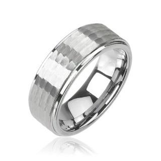 Prsten z wolframu stříbrné barvy, broušený vzor, 8 mm - Velikost: 68