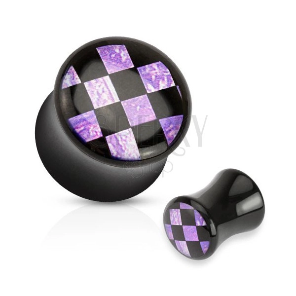 Lesklý sedlový plug do ucha černé barvy, akryl, černo-fialová šachovnice