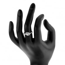 Zásnubní prsten ze stříbra 925, čiré zirkonové srdce, zatočené linie
