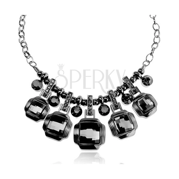 Masivní náhrdelník, tmavě šedý odstín, kovový lesk, broušené čtverce, zirkony