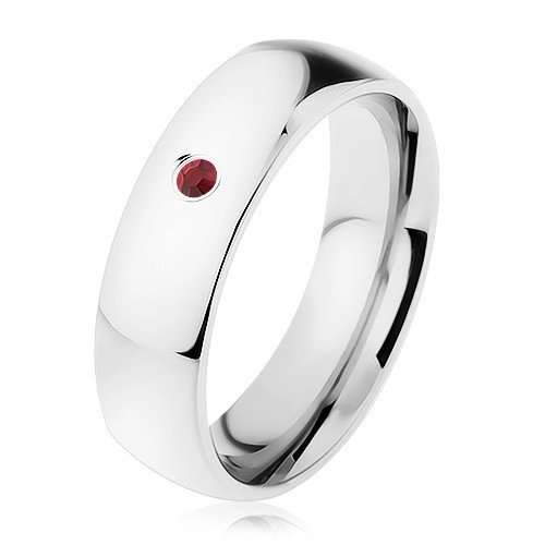 Prsten z chirurgické oceli, stříbrná barva, širší oblá ramena, červený zirkonek - Velikost: 52