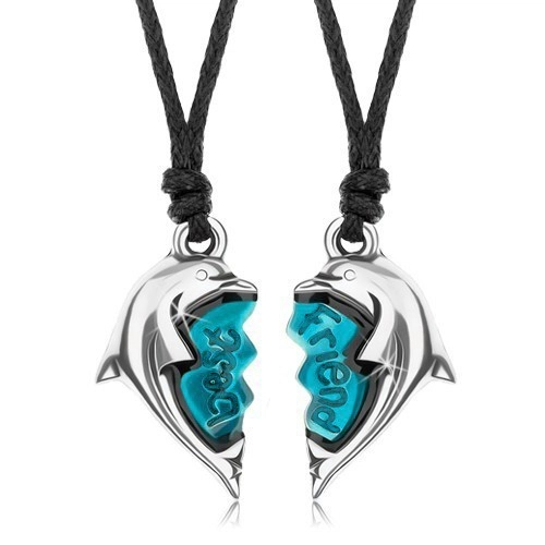 Levně Dva náhrdelníky, rozdělené srdce s lesklými delfíny, nápis - best friend