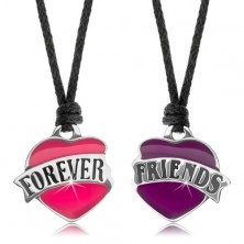 Dva šňůrkové náhrdelníky, růžové a fialové srdíčko, nápis FOREVER FRIENDS