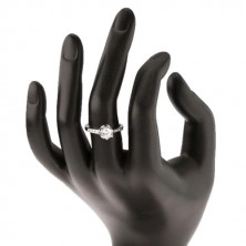 Zásnubní prsten - stříbro 925, úzká zdobená ramena, čirý zirkon, zdobený kotlík