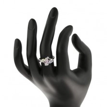 Blýskavý prsten s lesklými rameny, stříbrná barva, čiré a barevné zirkony