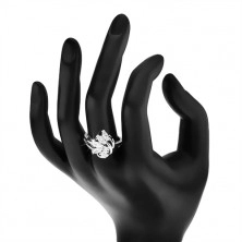 Třpytivý prsten ve stříbrném odstínu zdobený obloučky a čirými zirkony