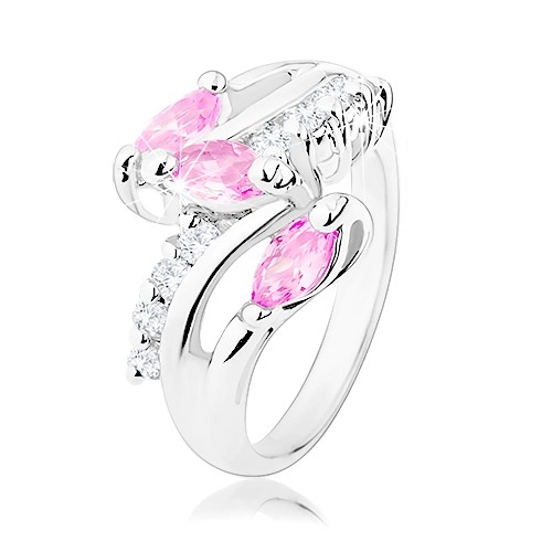 Prsten ve stříbrném odstínu, čiré zirkonové linie, růžová broušená zrníčka - Velikost: 60