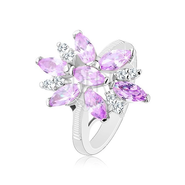 Prsten ve stříbrné barvě, velký květ ze světle fialových a čirých zirkonů