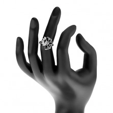 Blýskavý prsten ve stříbrném odstínu, čirý zirkonový oblouk, černý neúplný květ