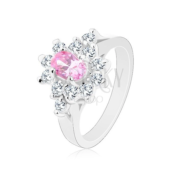 Prsten ve stříbrné barvě, broušený ovál v růžovém odstínu s čirým lemem