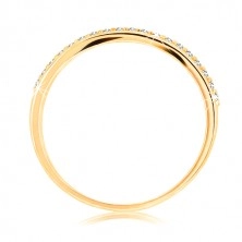 Prsten ze žlutého 14K zlata - hladká a čirá zirkonová zvlněná linie