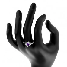 Třpytivý prsten ve stříbrném odstínu, fialový ovál, čiré zirkony